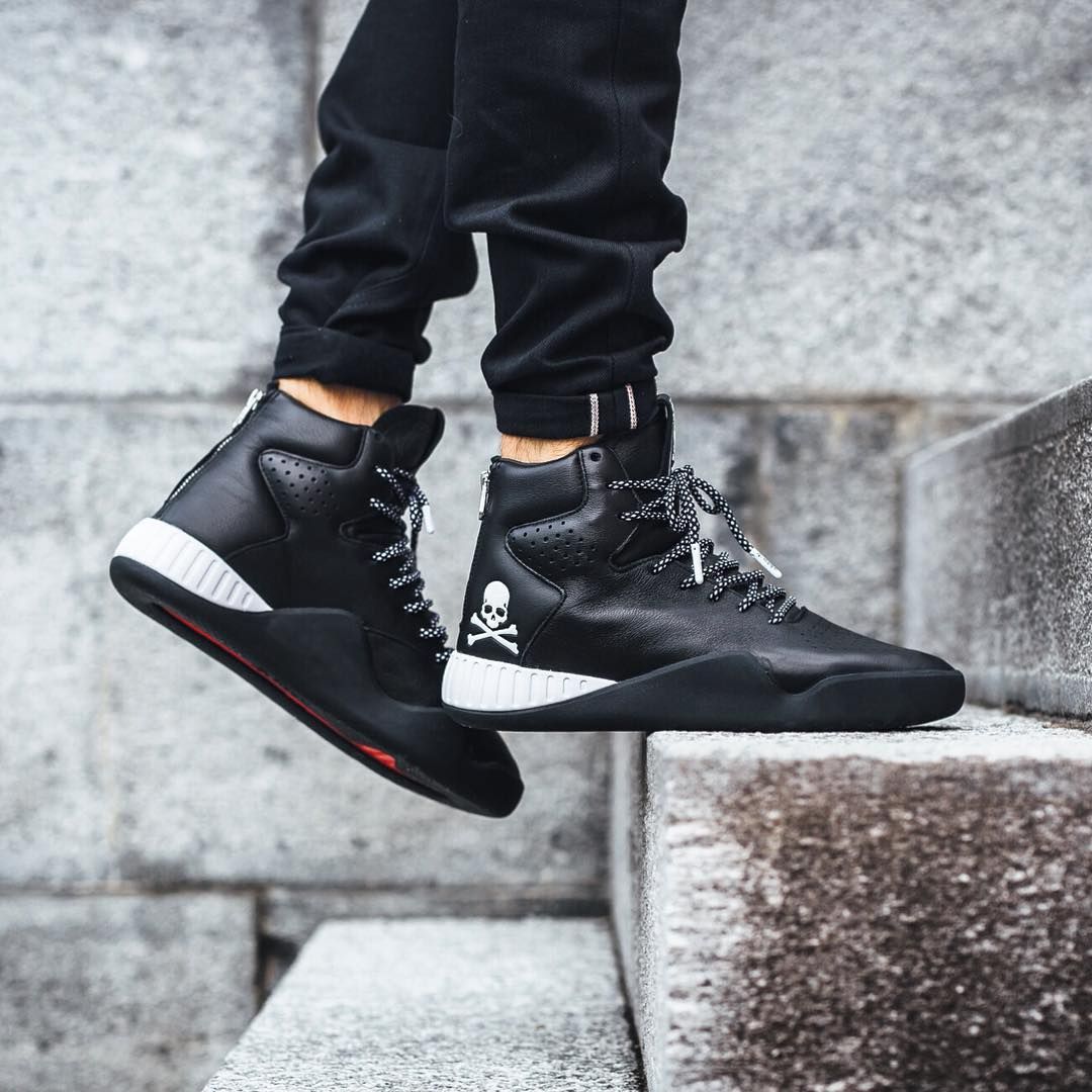 adidas tubular mastermind